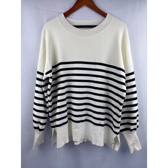 Striped Knit Sweater Crew Neck Medium Size - Picture 2 of 5
